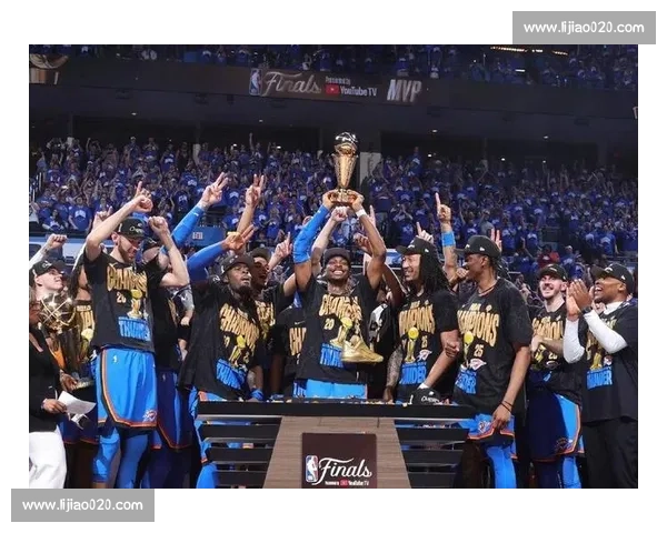 双冠传奇！亚历山大盛赞卡鲁索：总冠军经验铸就雷霆领袖